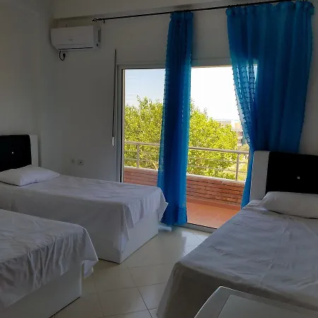 Sunset Roza Hotel